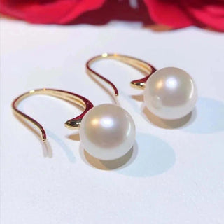 Elegant Venus Pearl Earrings - Whitestone Jewellery