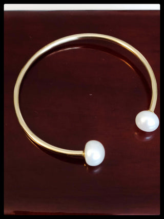 14k Neema Pearl Bangle - Whitestone Jewellery